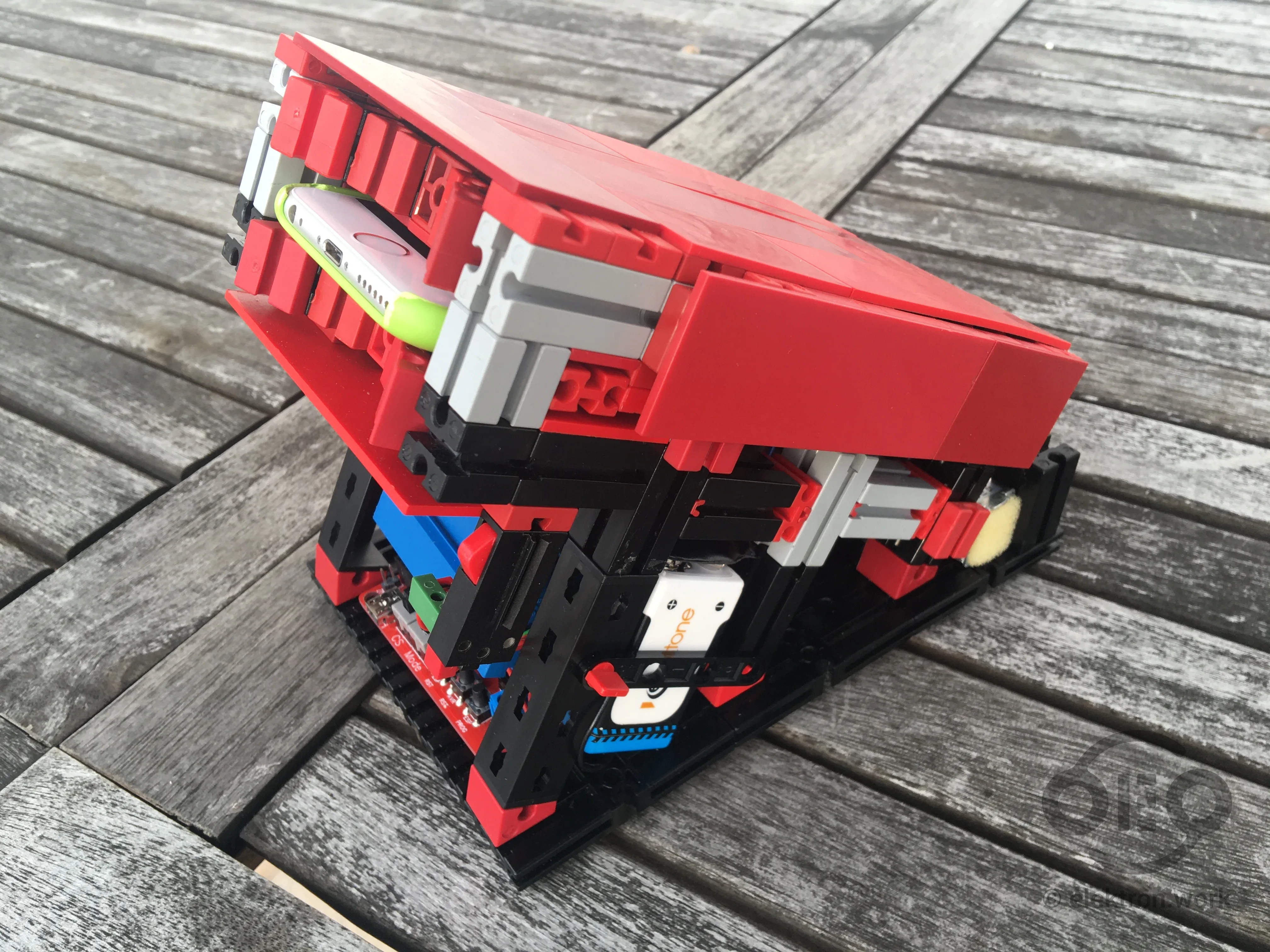 Die smarte Fischertechnik Handystation - Powered by E-Dev